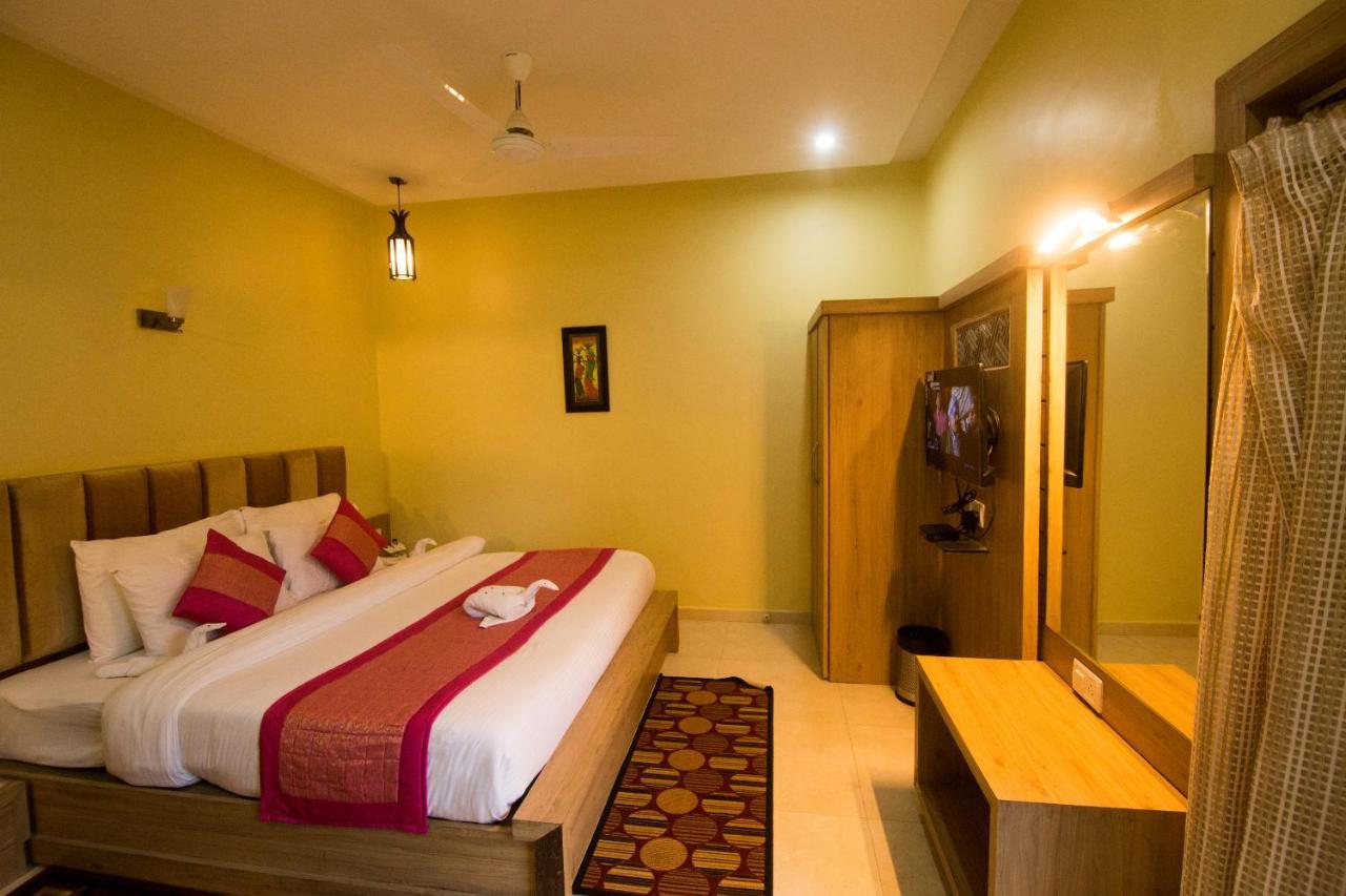 The River Front Resort Sitapur Muafi Exterior foto